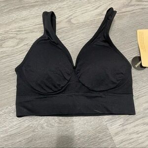 TrueKind Seamless‎ Lightly Lined Black Wireless Bra XS